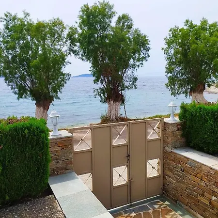 Enigma Boutique Ammos * Marmari (Evia)