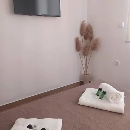 Enigma Boutique Ammos * Marmari (Evia)